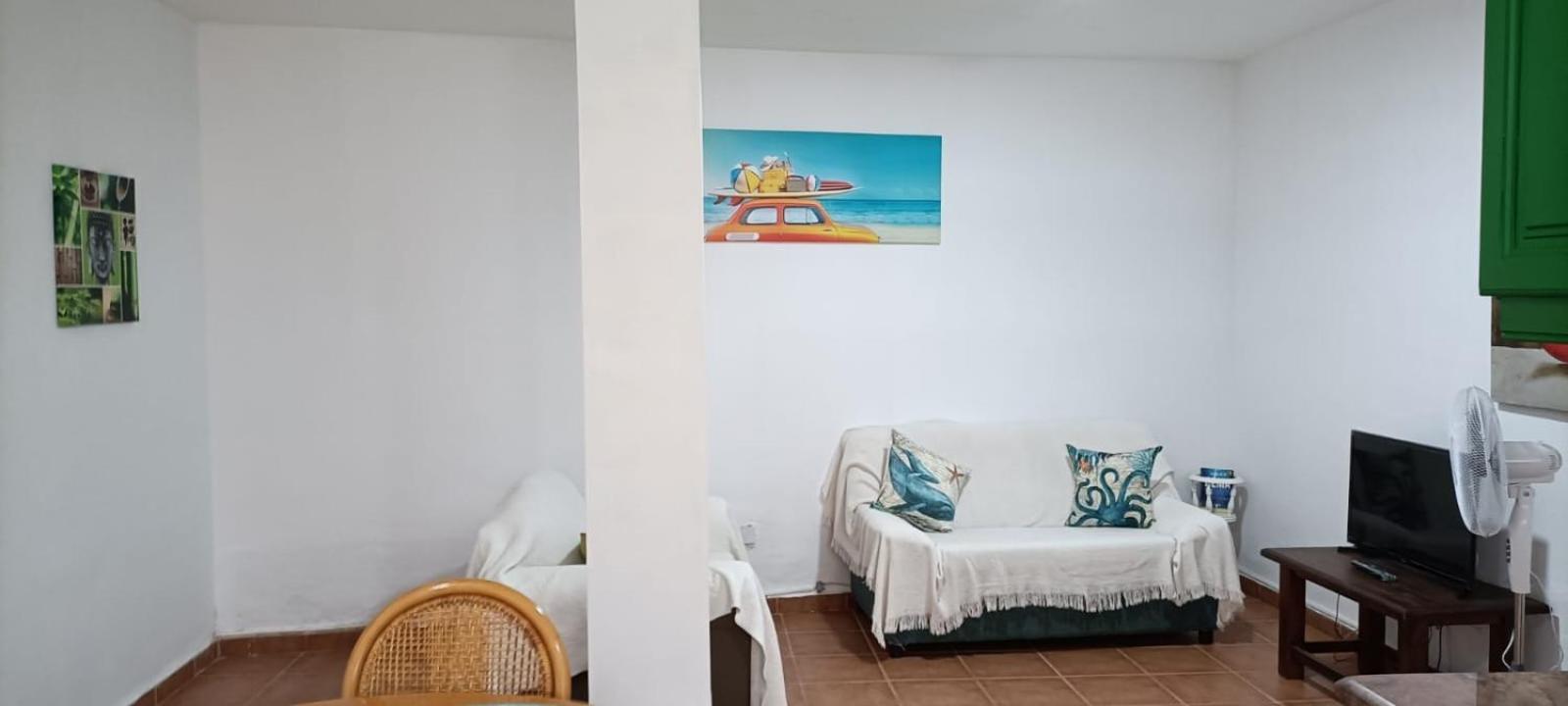 Habitacion Matrimonial En Un Bajo Bano Compartido Areas Compartidas Abades  Extérieur photo
